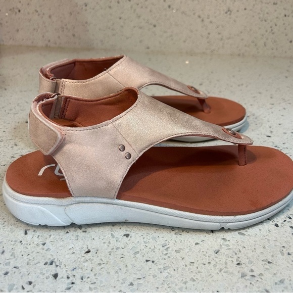 Ryka Pearlized Adjustable T strap Sandal​​​​ - Picture 5 of 8